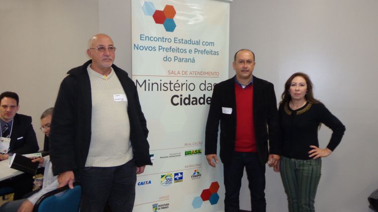 Vereadores de Laranjeiras do Sul participam de Evento do Governo Federal em Pinhais.