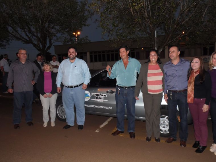 Veradores acompanham prefeita Sirlene na visita do Dep.Artagão Junior em Laranjeiras do Sul.