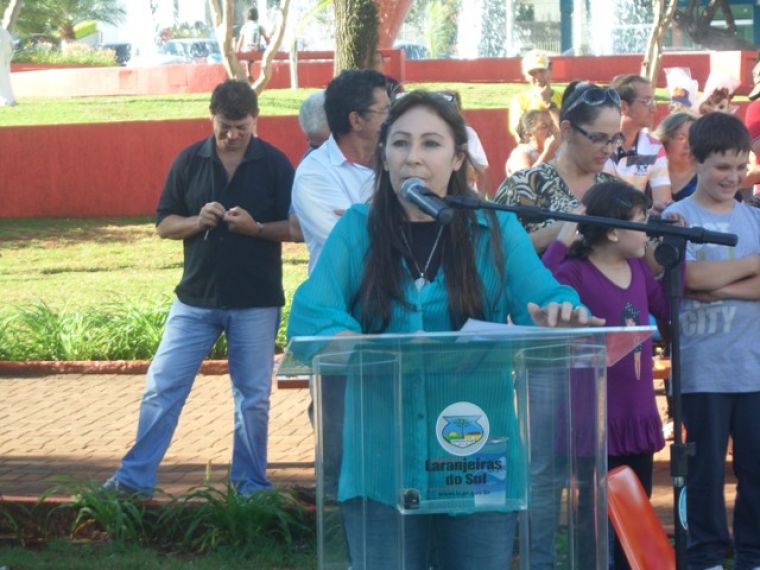 Presidente da Câmara prestigia inauguração do Parque Infantil e Academia na Praça José Nogueira do Amaral 