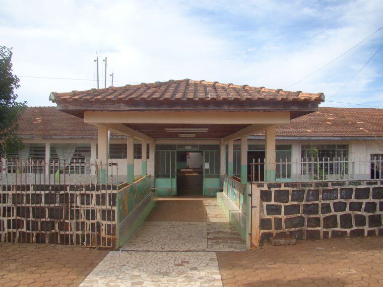  VEREADORES SOLICITAM REFORMA E AMPLIAÇÃO DA ESCOLA MUNICIPAL DR LEOCADIO JOSÉ CORREIA