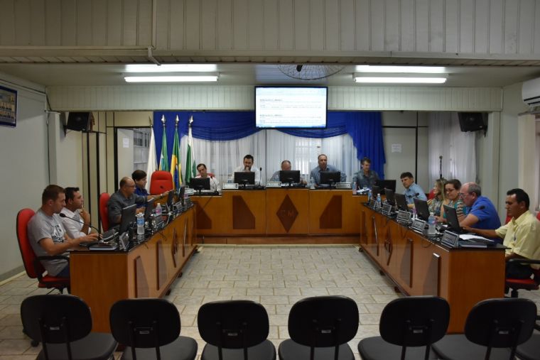 Destaques da sessão ordinária do dia 01 de fevereiro da Câmara de Vereadores de Laranjeiras do Sul