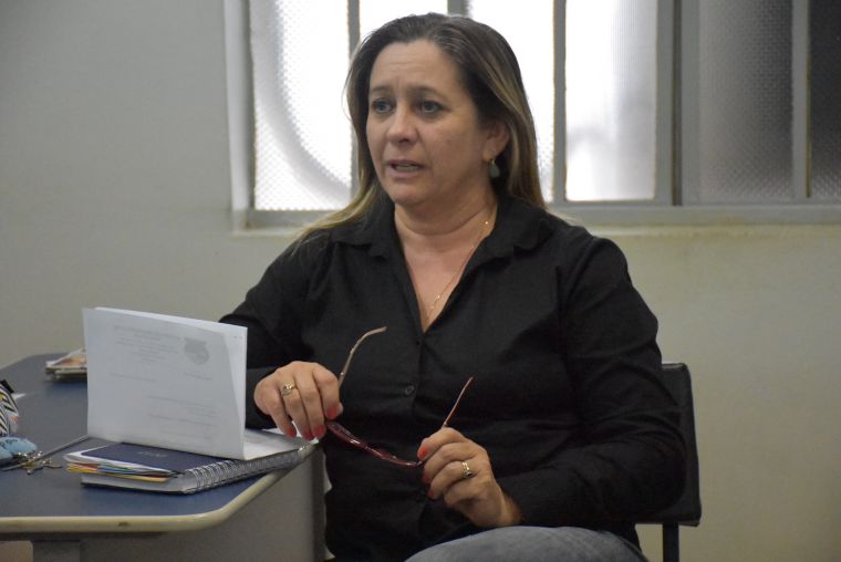 Vereadora Eva requer transporte coletivo para alunos da Escola Florindo Pelizari