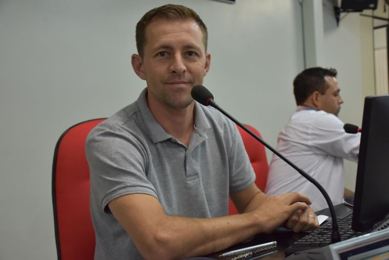 Alex Schroeder pede melhorias para comunidade do Rio do Tigre