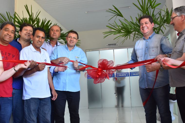Vereadores prestigiam reabertura do Centro de Saúde Leste