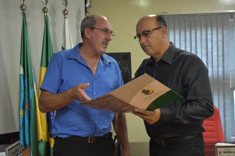 Ney Becker e Júnior Gurtat sugerem soluções para problemas de trânsito