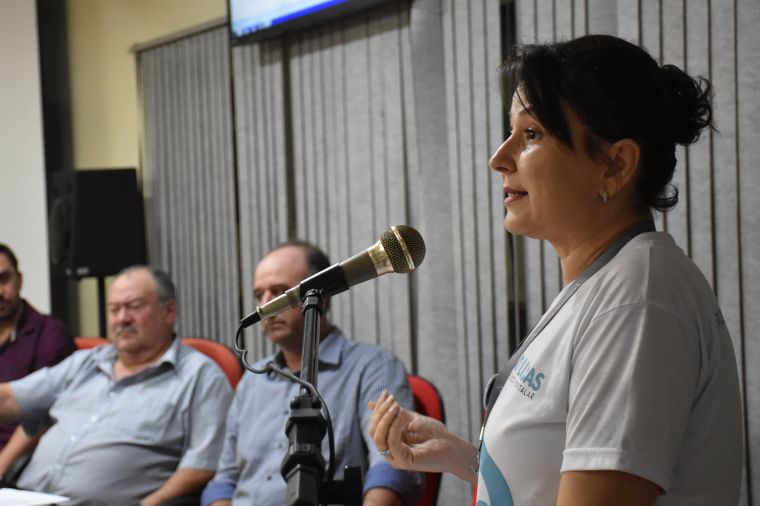 Vereadores recebem representantes do Centro Médico Hospitalar São Lucas