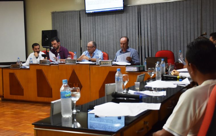 Câmara de Laranjeiras realiza sessão ordinária 012/18
